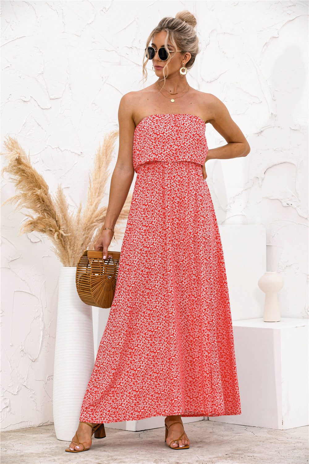 Damen Maxikleid mit schulterfreiem Design und seitlichem Schlitz WW
