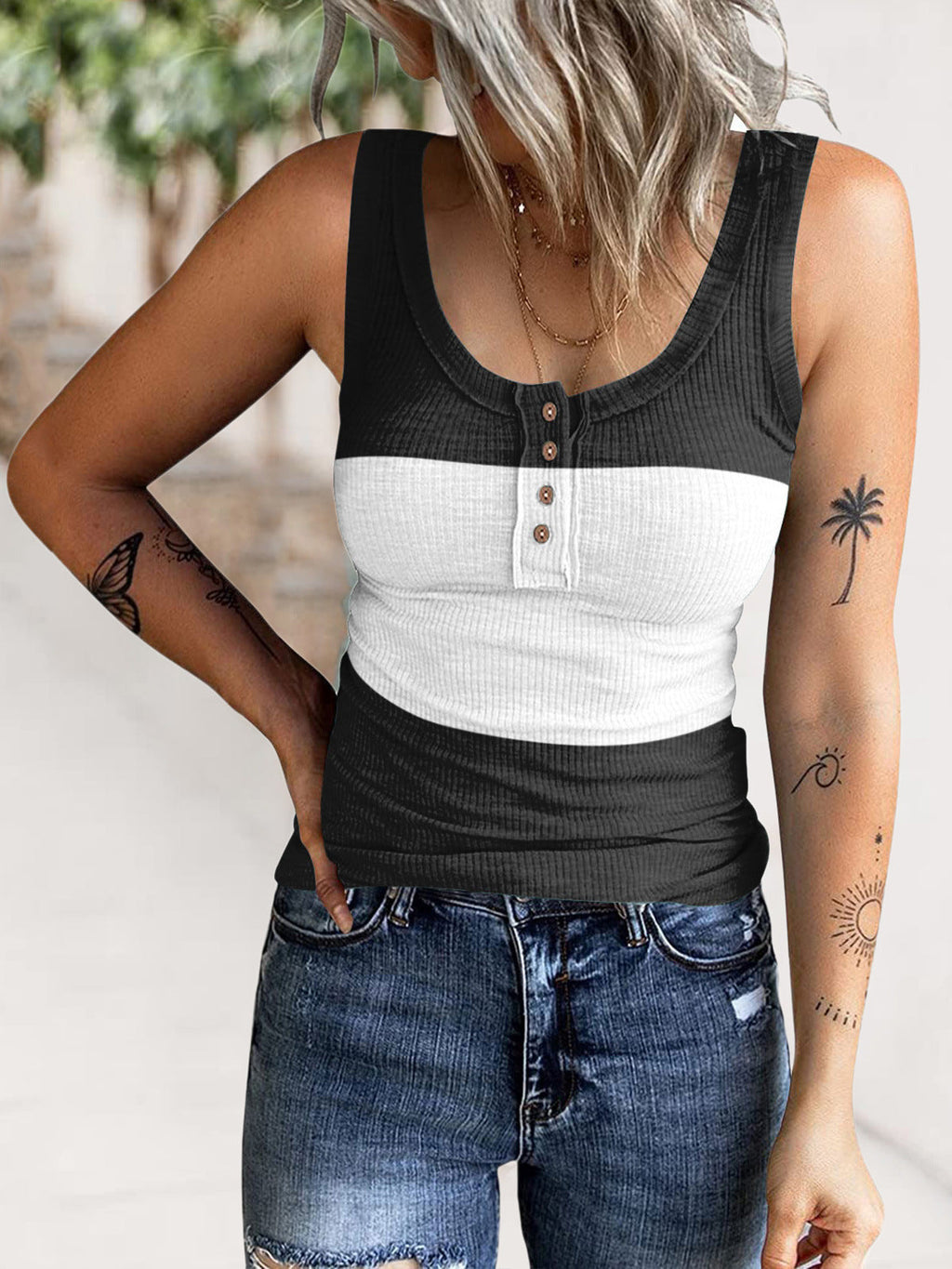 Damen Sportliches Tanktop mit modernem Knopfdetail WW