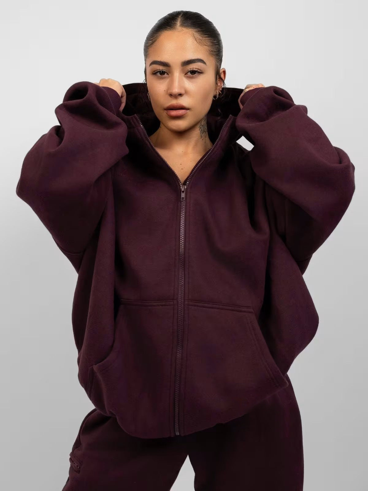Damen sportliches Kapuzenset mit hohem Kragen und bequemen Taschen WW