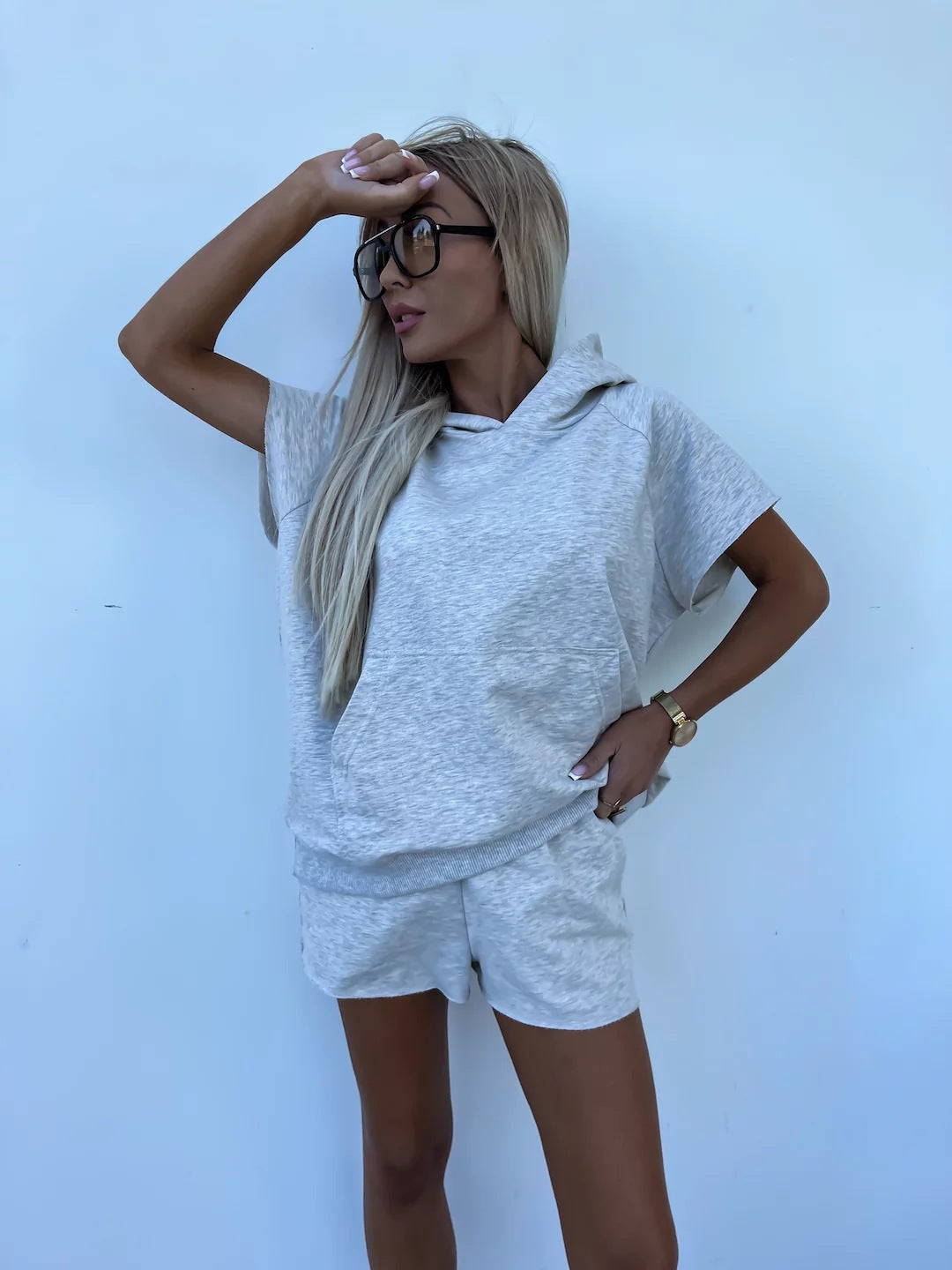 Damen lässiges Shorts- und Kurzarm-Hoodie Set aus atmungsaktivem Material WW