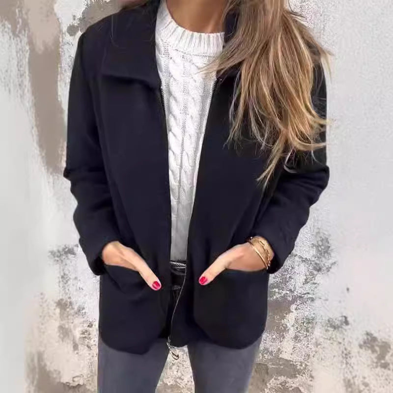 Damen modische Fleecejacke mit praktischen Taschen und elegantem Kragen WW
