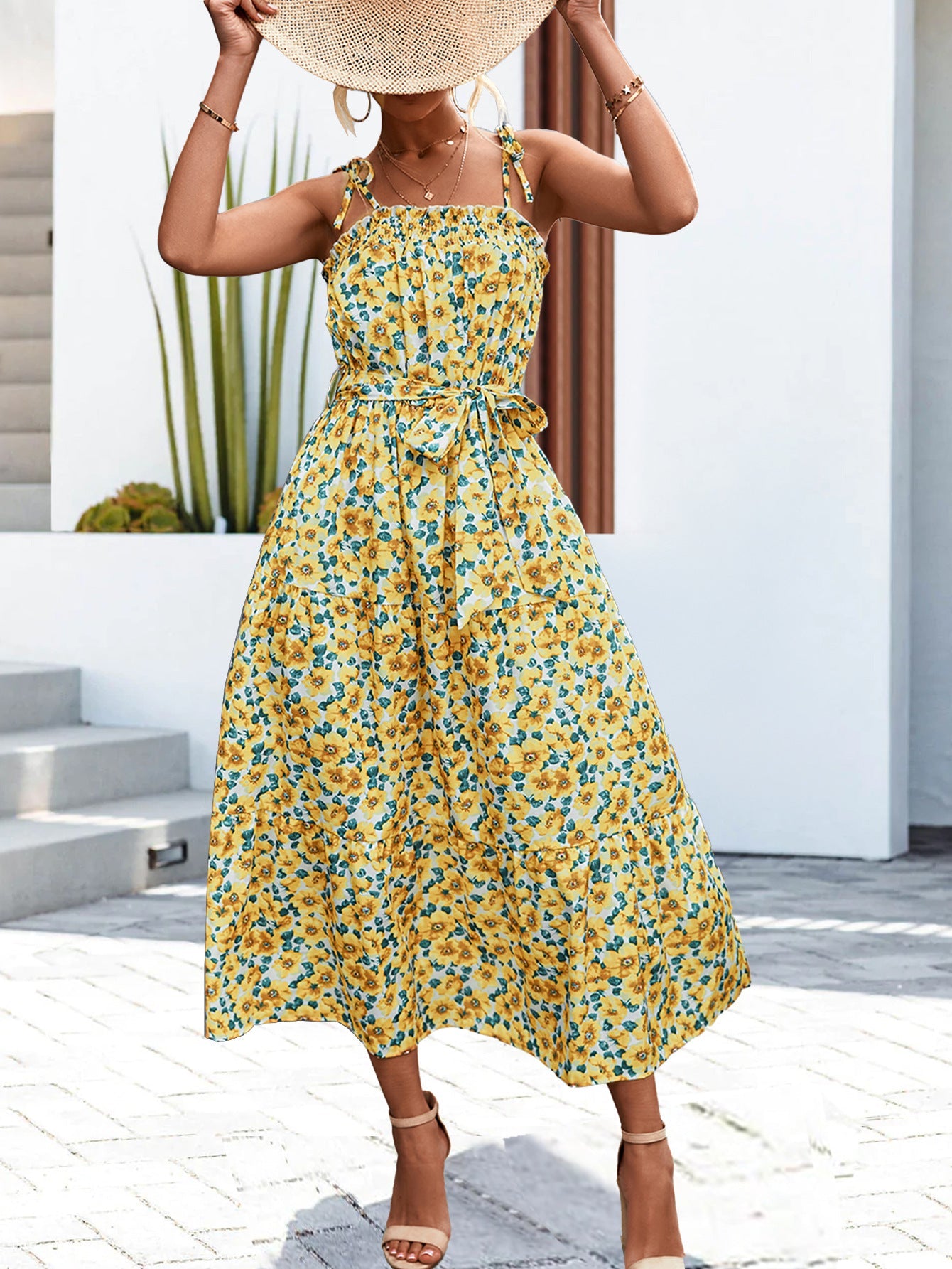 Damen Maxikleid mit verstellbaren Trägern und floralem Design WW