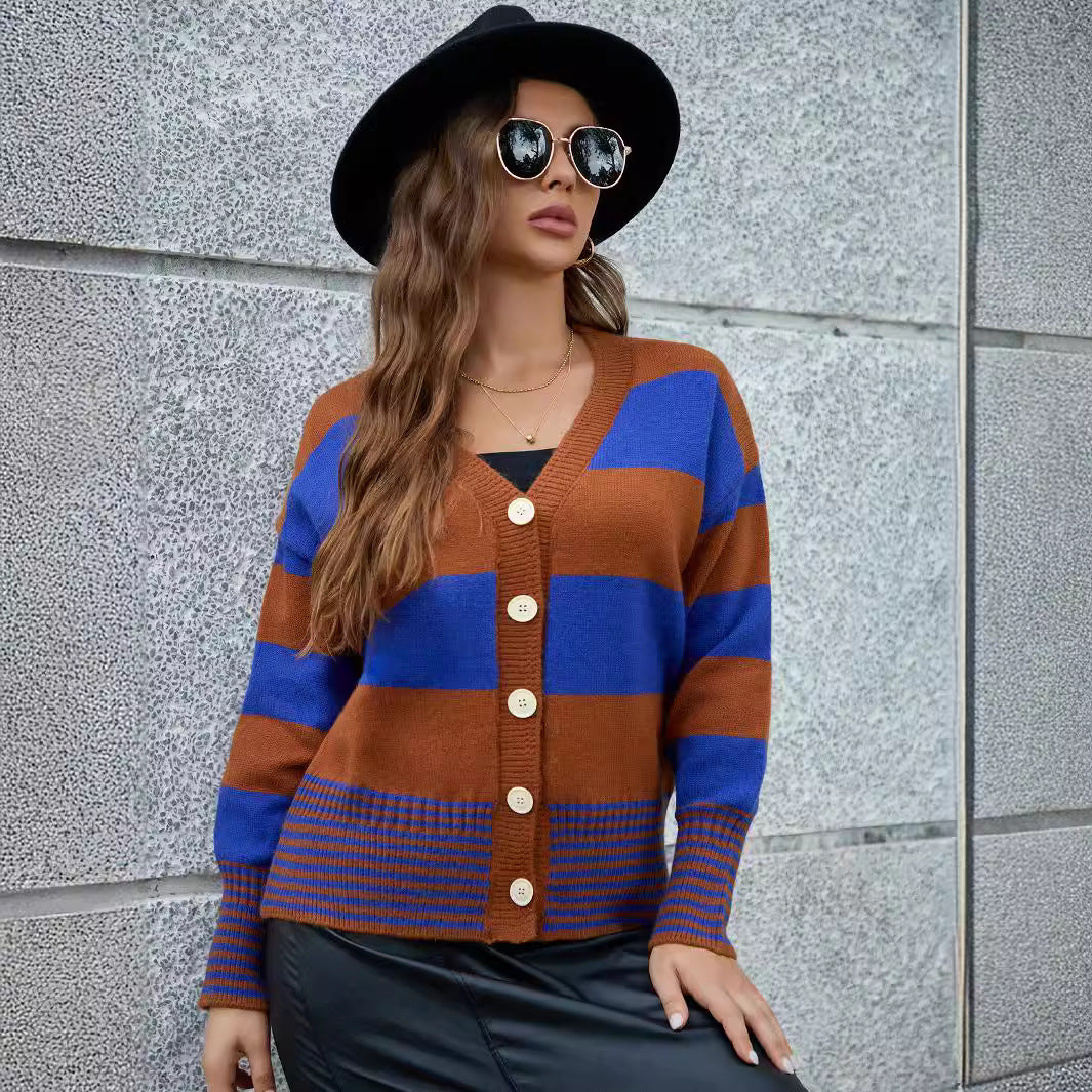 Damen Langarm-Strickjacke mit modernen Streifen und Knopfdetails WW