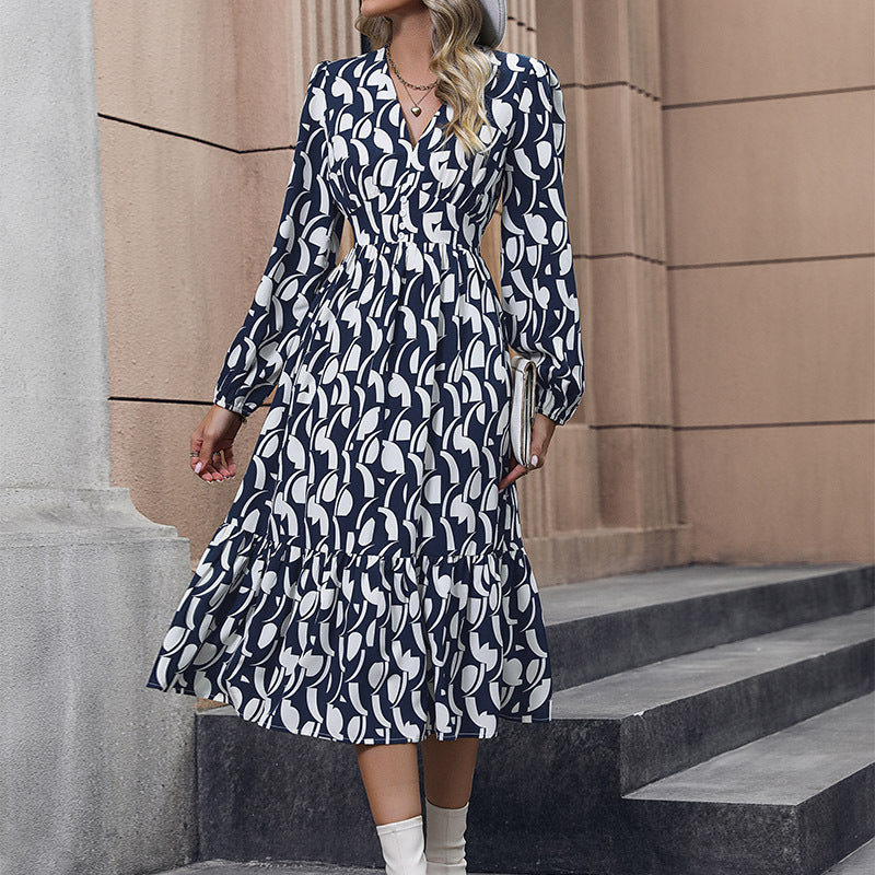 Damen Maxikleid mit eleganter Raffung und schwingendem Rock WW