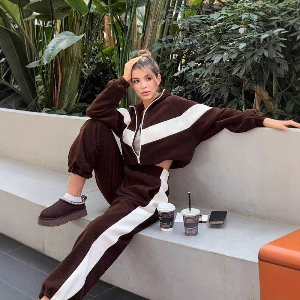 Damen sportliches Fleece-Set mit Reißverschluss und kontrastierenden Seiteneinsätzen WW