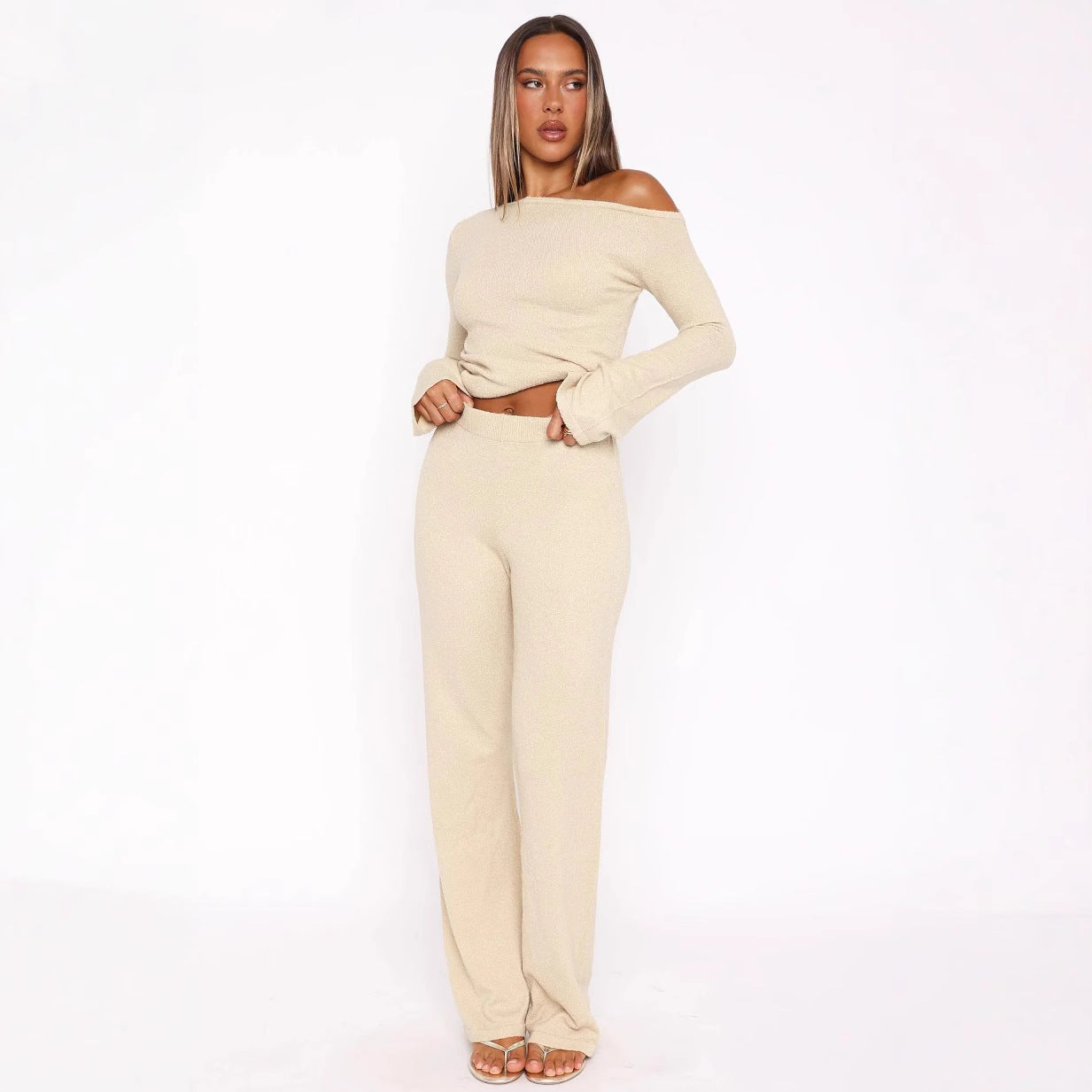 Damen elegantes Strick-Set mit Off-Shoulder-Oberteil und weiter Hose WW