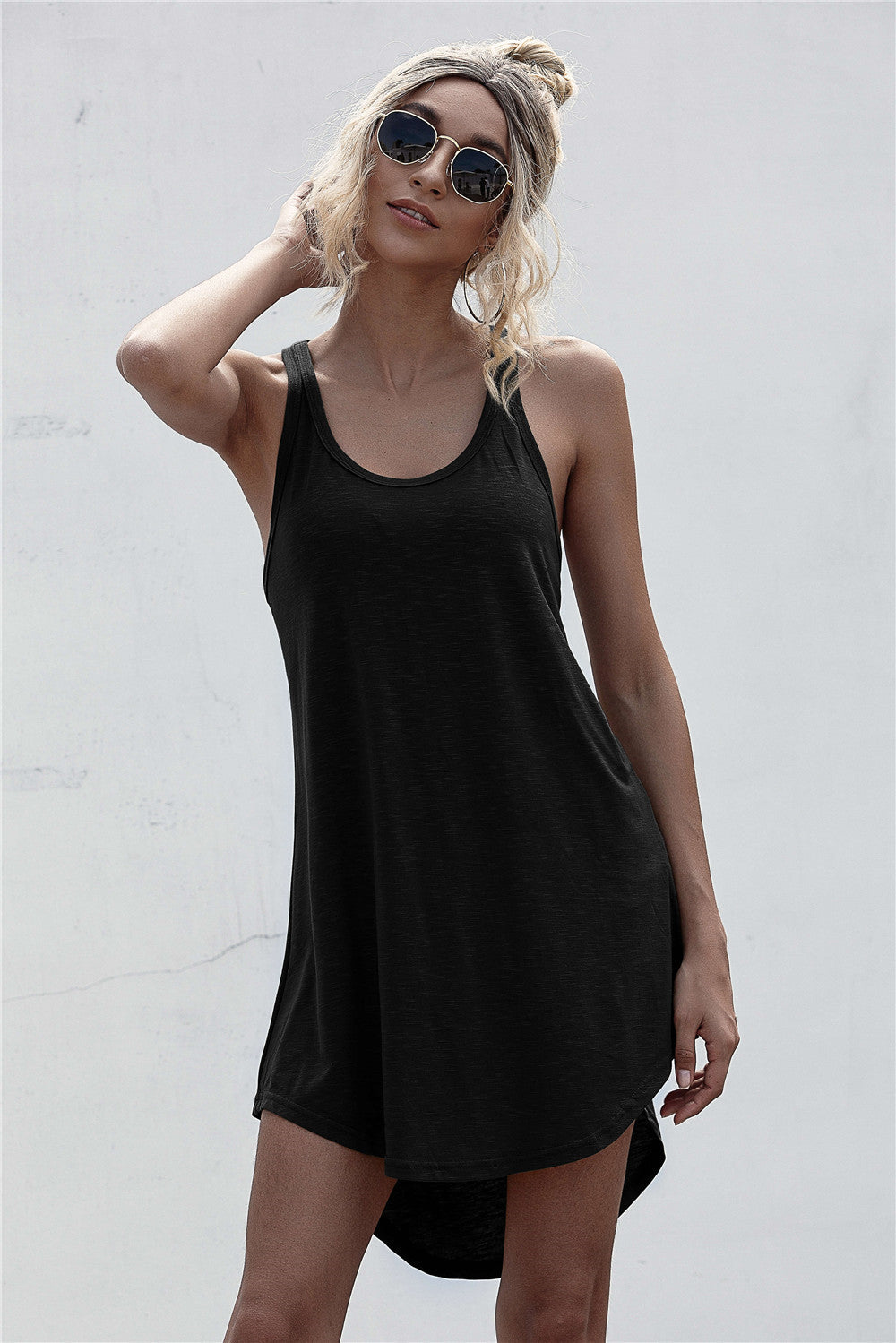 Damen Freizeitkleid mit sportlichem Schnitt und elegantem Rückenteil WW