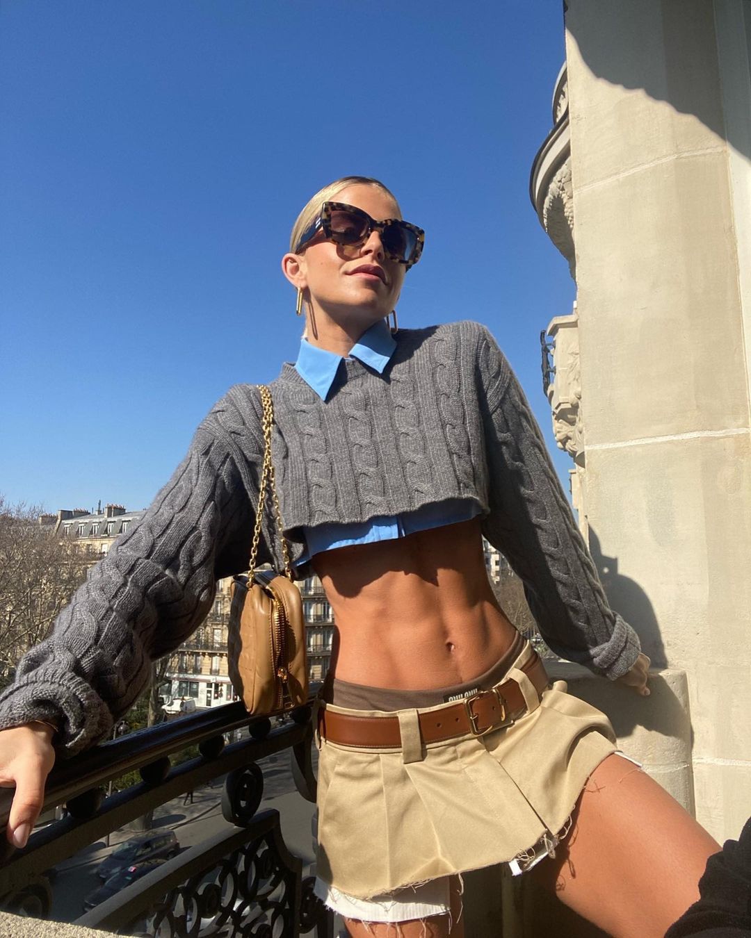 Damen lässiger Crop-Pullover mit Zopfmuster WW