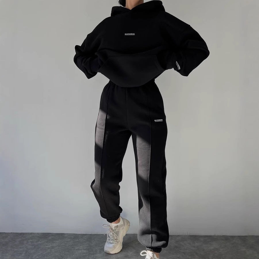 Damen Oversized Sweatshirt und passende Jogginghose Set WW