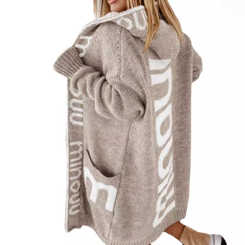 Damen Oversized Strickjacke mit Kapuze und praktischen Taschen WW