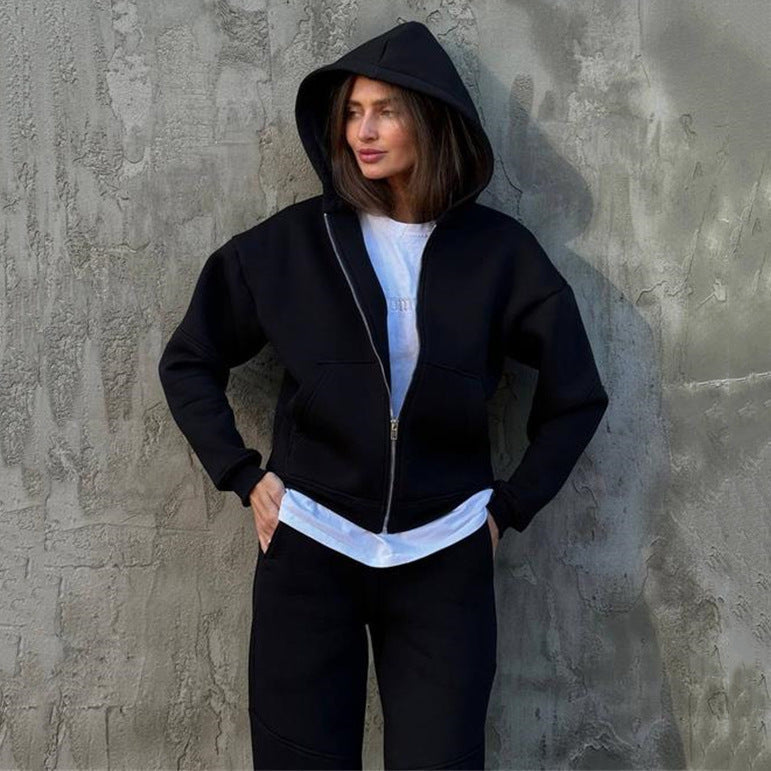 Damen sportlicher Sweatanzug mit hohem Kragen und praktischen Taschen WW