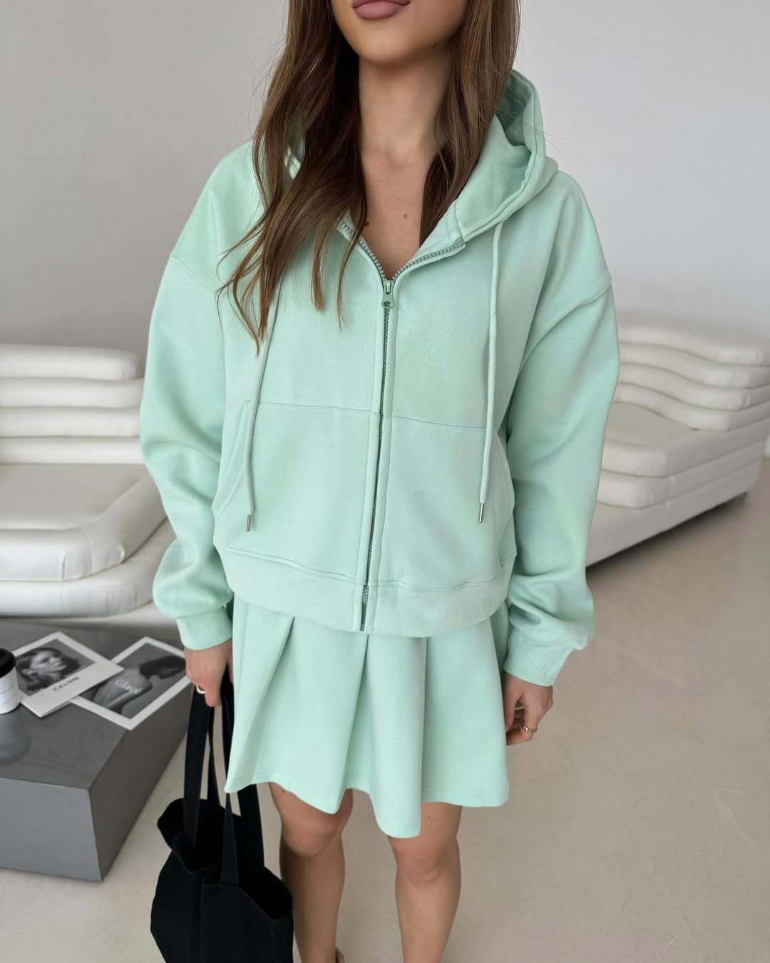 Damen lässiges Hoodie-Rock-Kombinationsoutfit WW