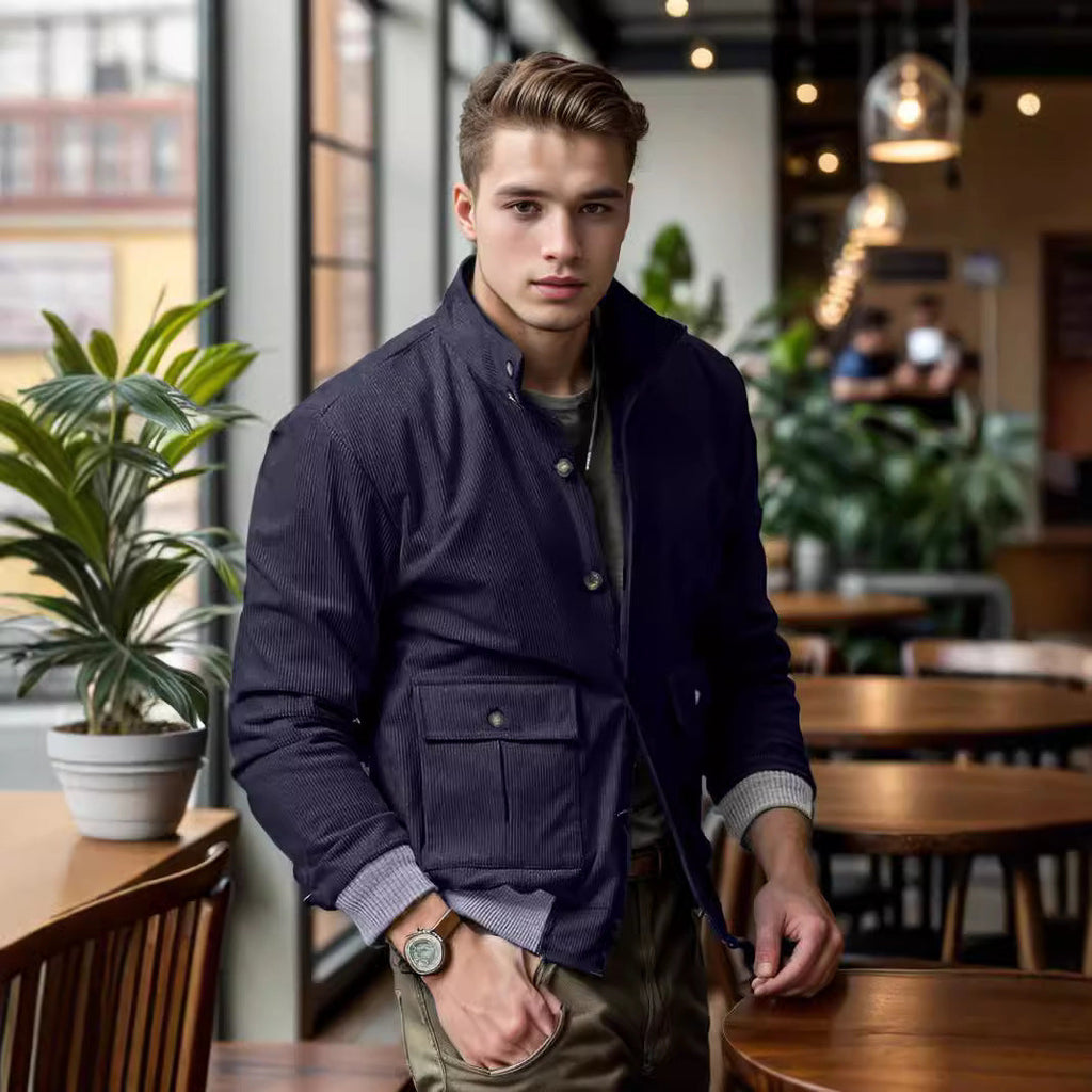 Herren moderne Steppjacke mit praktischen Taschen und hohem Kragen WW