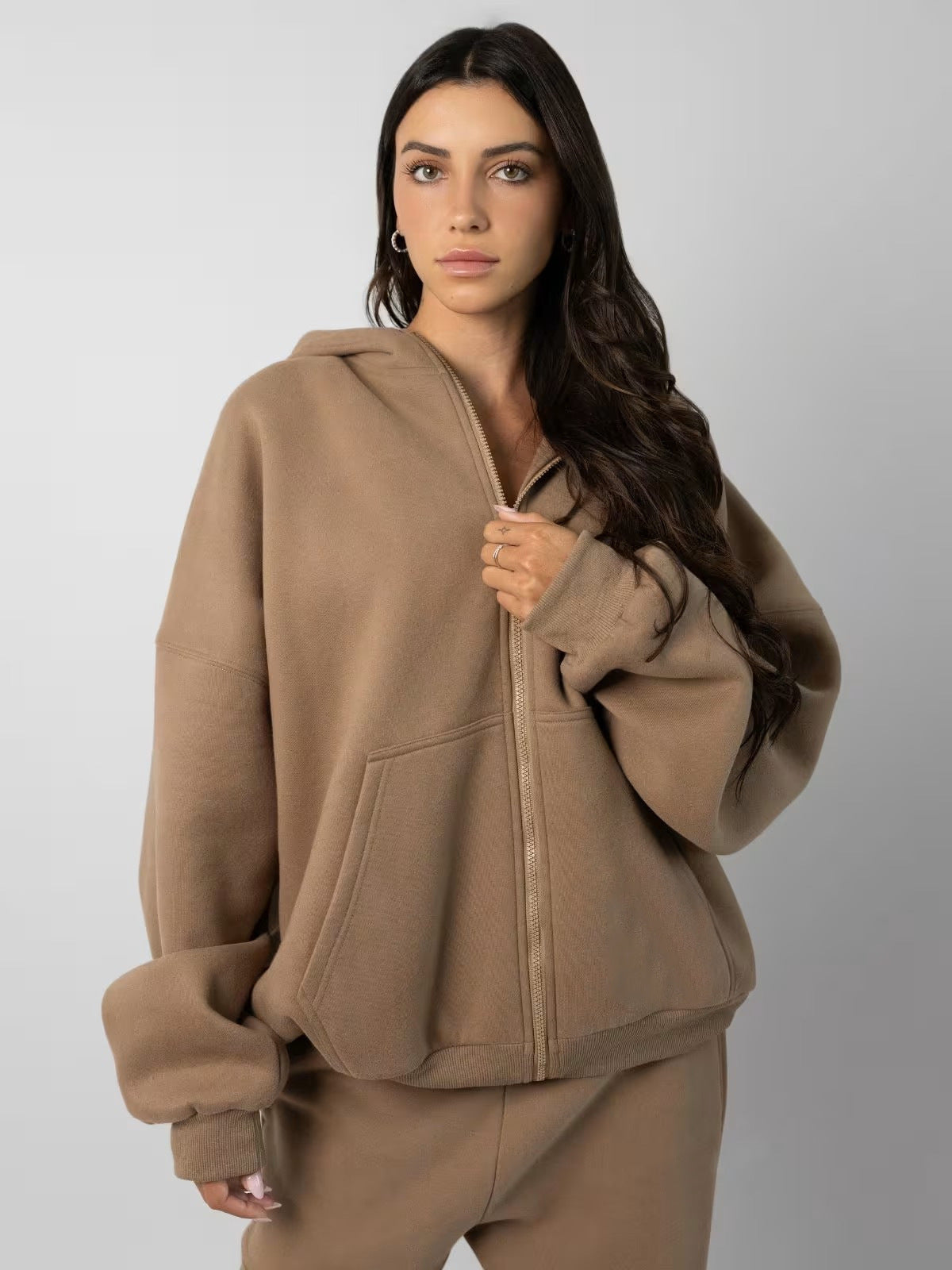 Damen sportliches Kapuzenset mit hohem Kragen und bequemen Taschen WW