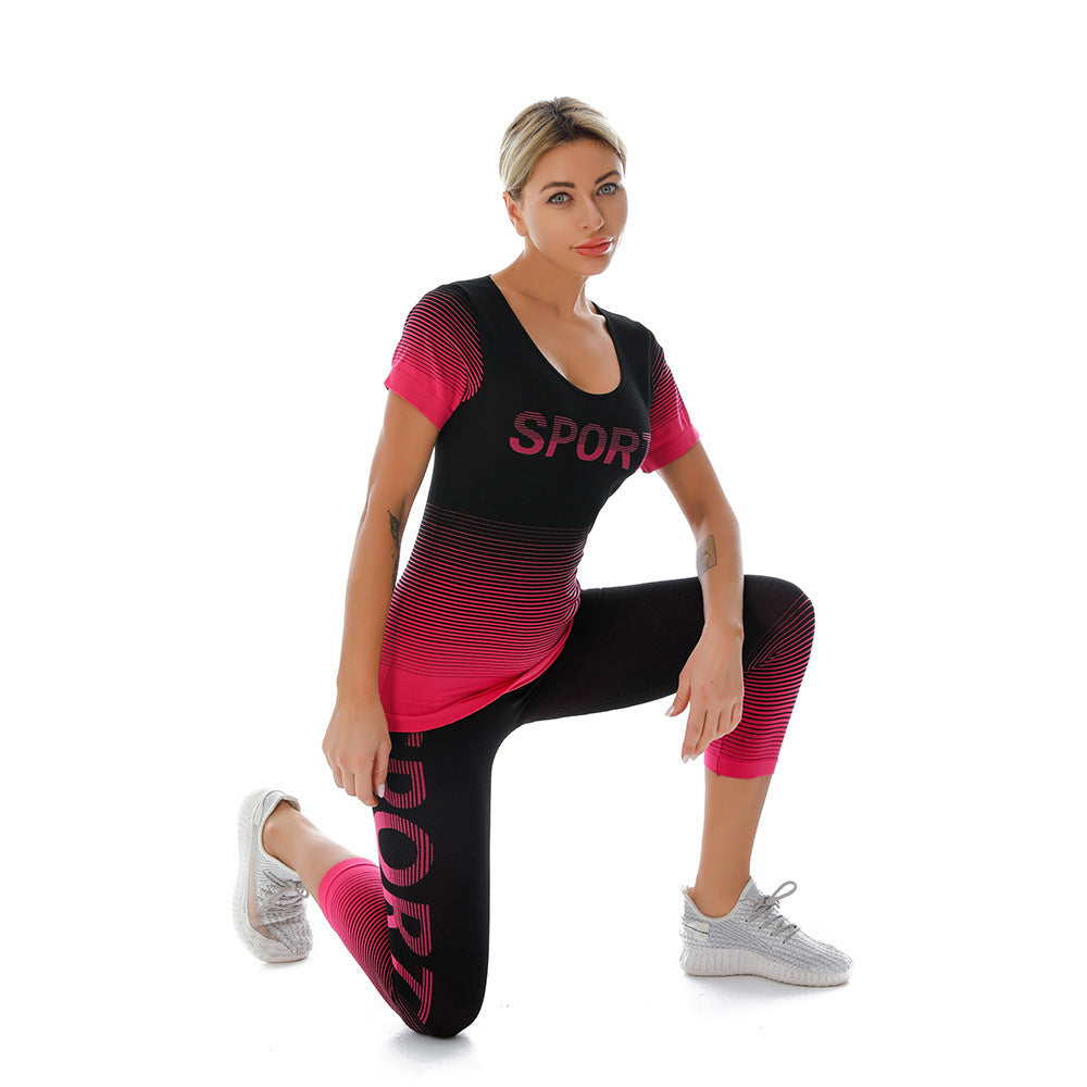 Damen Sportliches Fitness-Set mit grafischem Design und hoher Atmungsaktivität WW