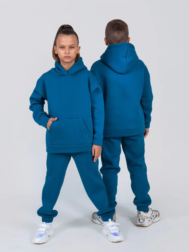 Damen sportliches Fleece-Set mit Kapuze und Kontrastdetails WW
