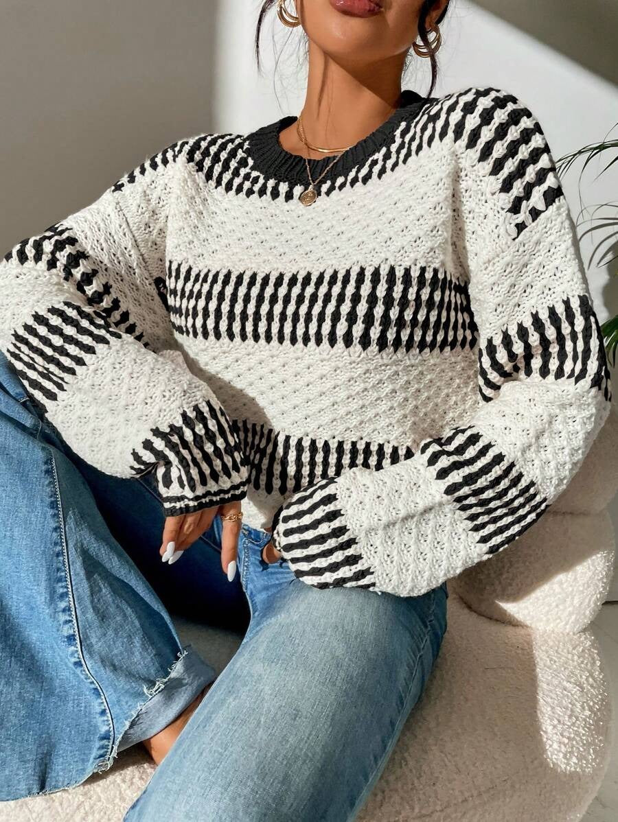 Damen Strickpullover mit strukturierter Oberfläche und modischen Streifen WW