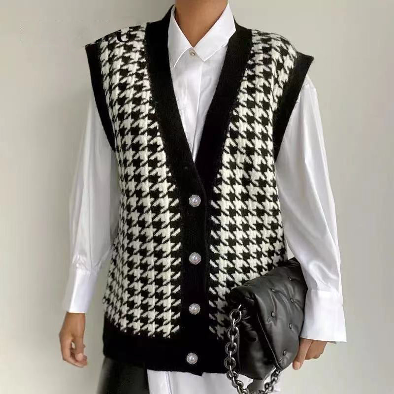Damen Ärmellose Strickweste mit klassischem Karomuster und dekorativen Knöpfen WW