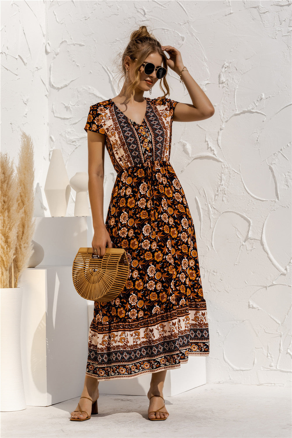 Damen Maxikleid mit romantischem Blumenmuster und Einsatzdetails WW