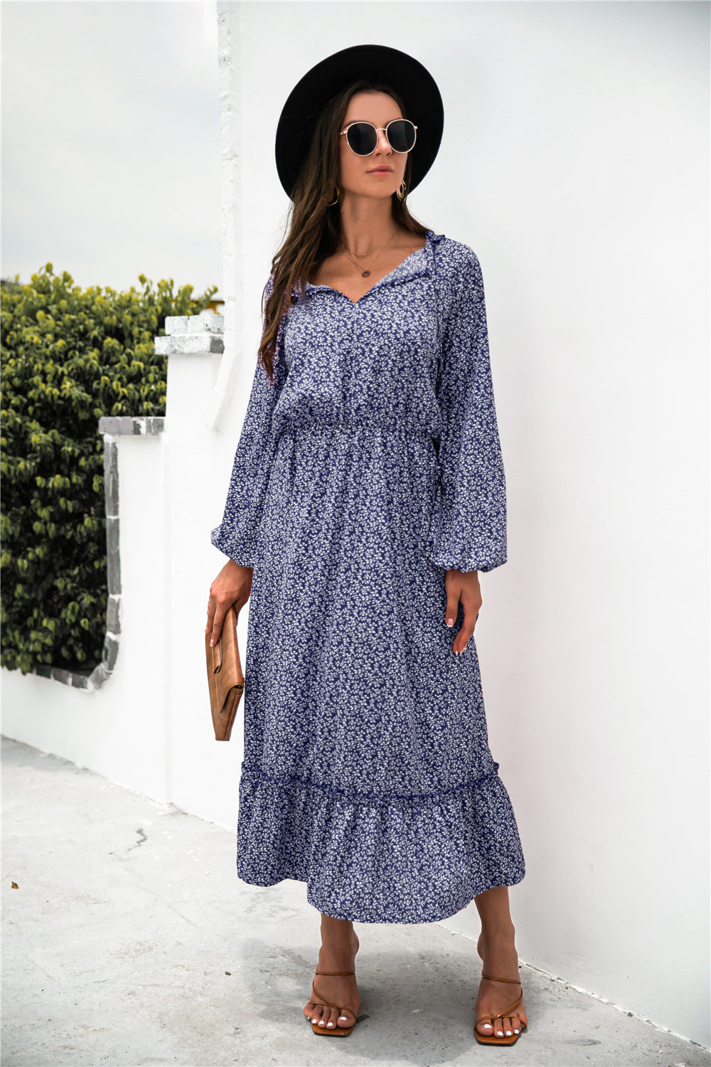 Damen Maxikleid mit floralem Design und weitem A-Linien Schnitt WW