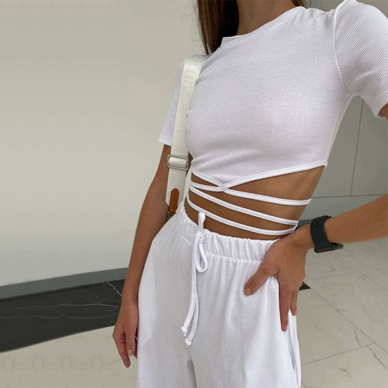 Damen sportliches Cropped-Oberteil mit verspieltem Schnitt und einzigartigem Banddesign WW