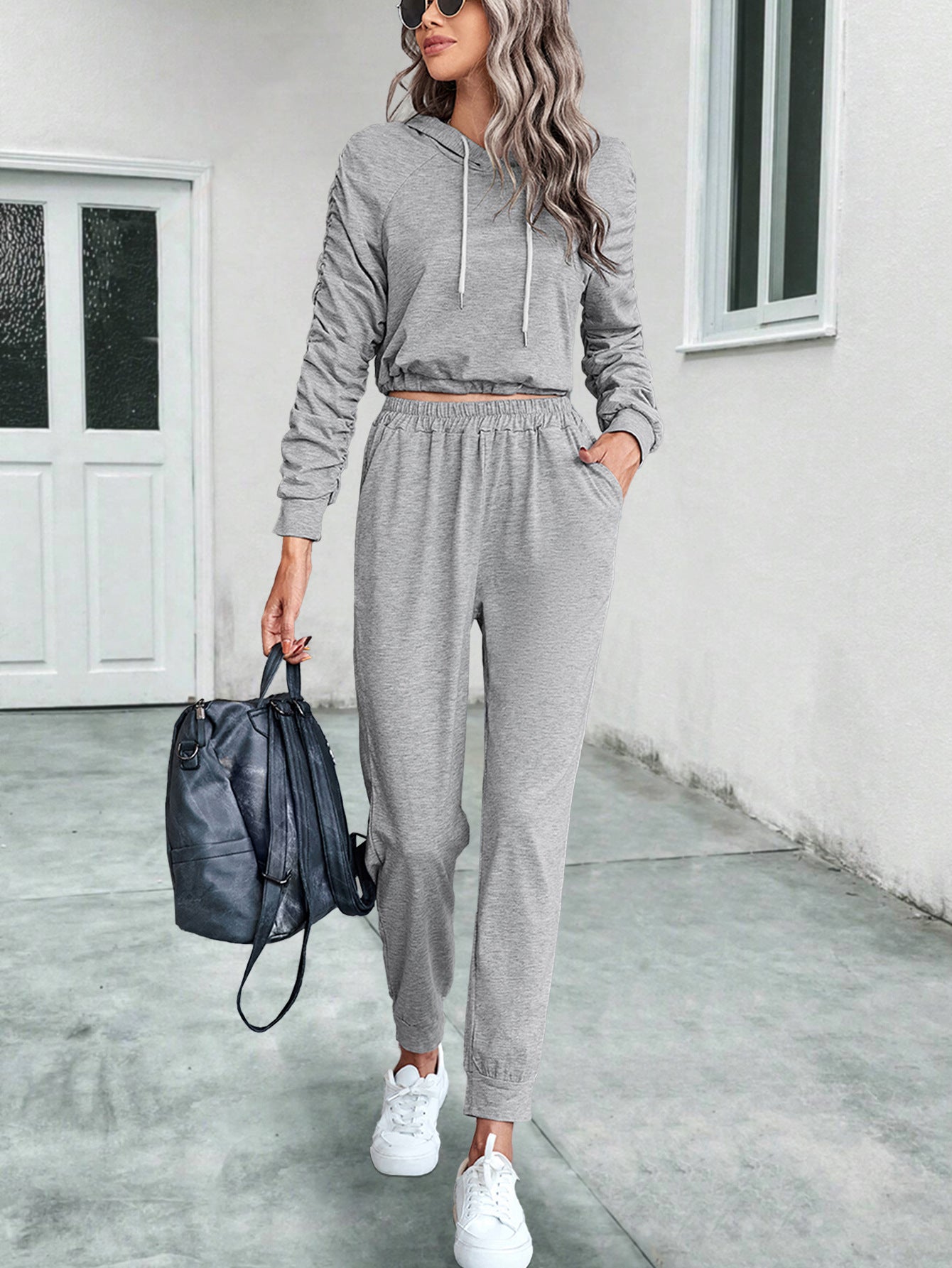 Damen Cropped Hoodie mit Laufhose Set WW