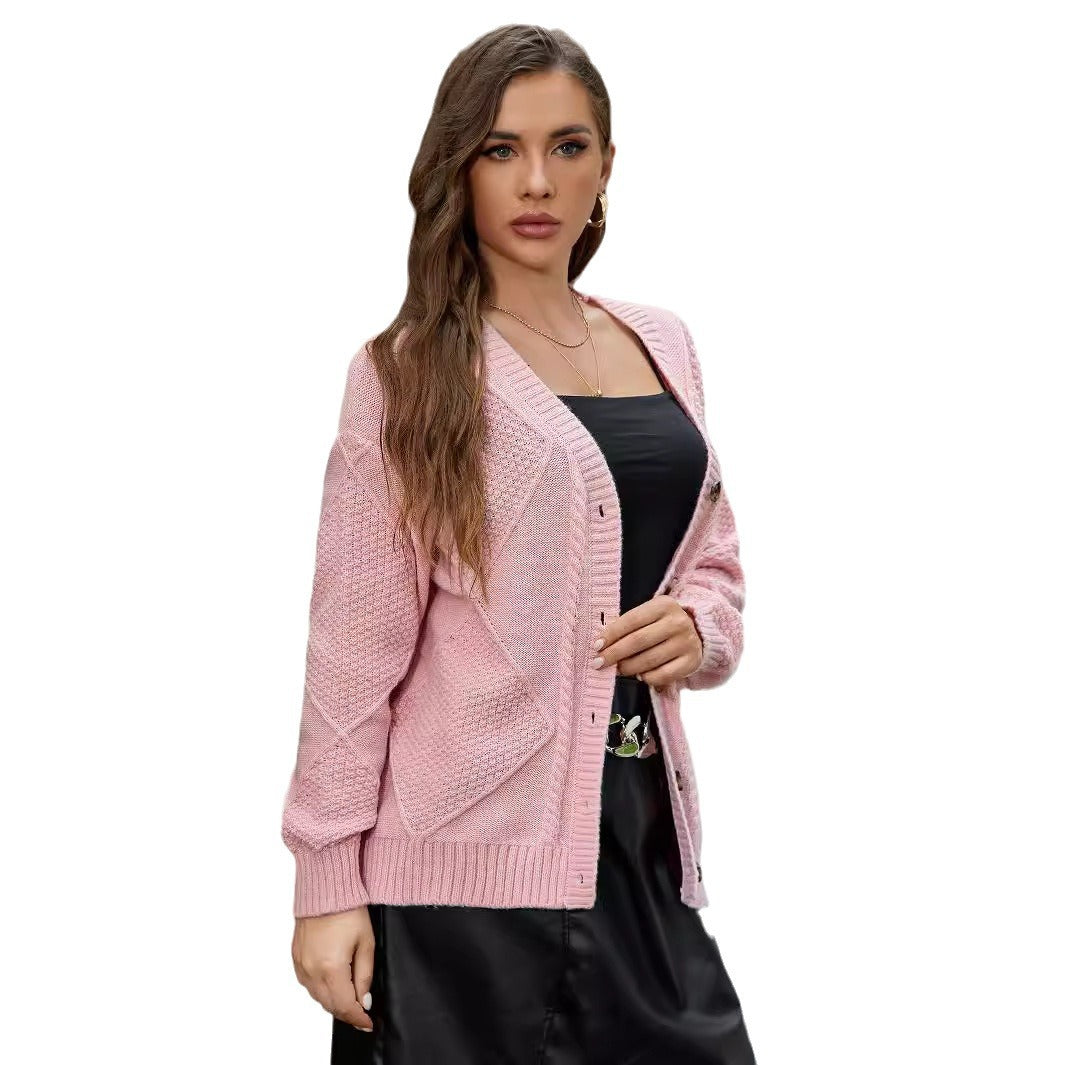 Damen Strickjacke mit feinem Zopfmuster und praktischen Knopfdetails WW