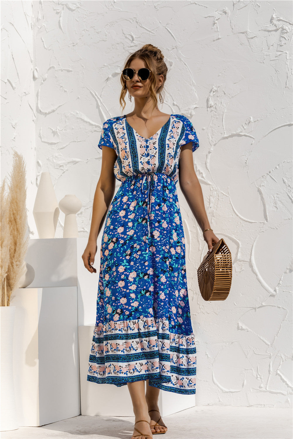 Damen Maxikleid mit romantischem Blumenmuster und Einsatzdetails WW