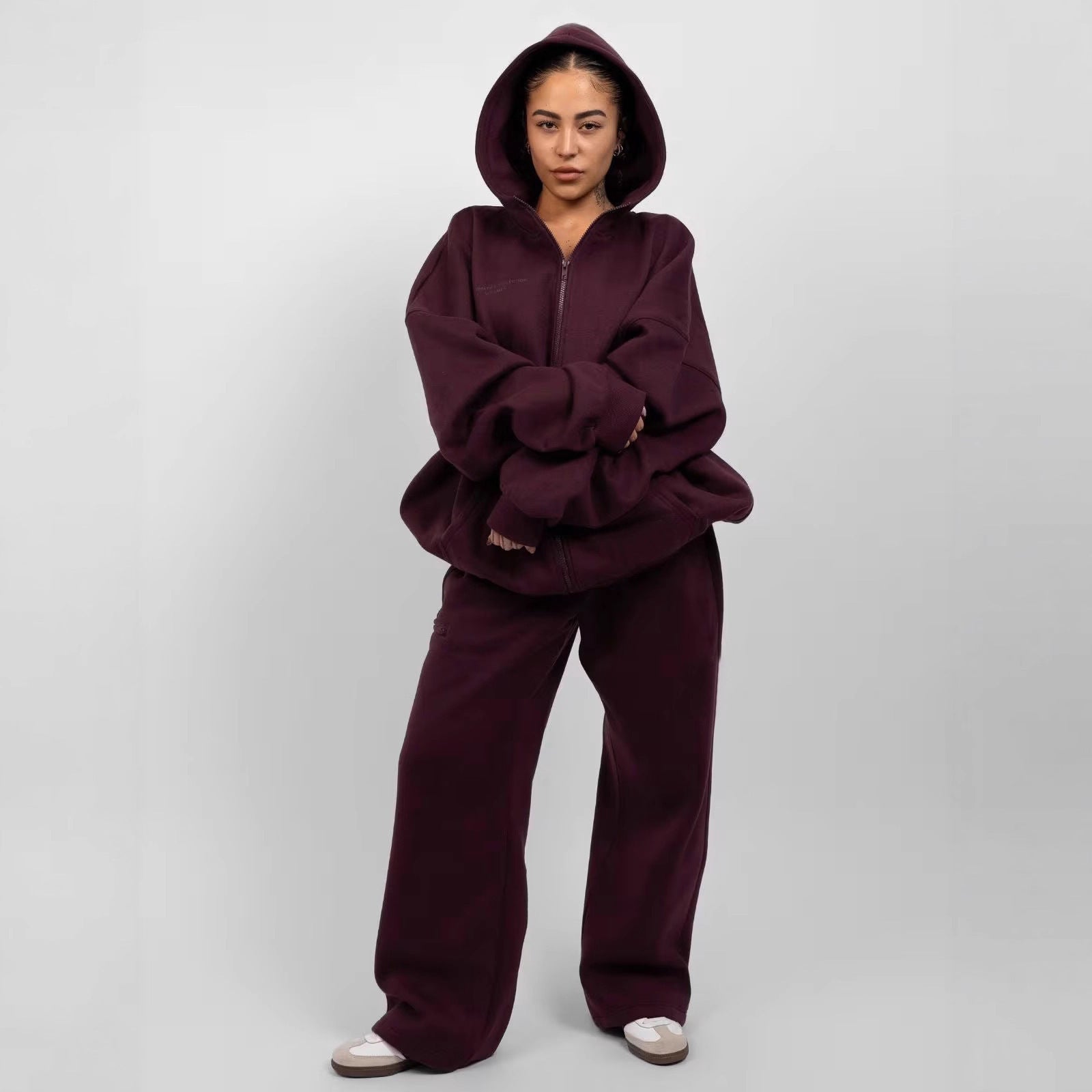 Damen sportliches Kapuzenset mit hohem Kragen und bequemen Taschen WW