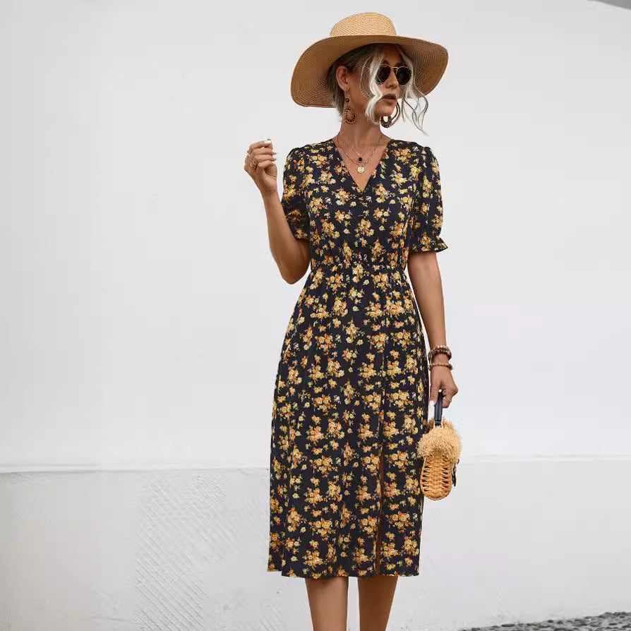 Damen Maxikleid mit verspieltem floralem Design und praktischen Bindebändern WW