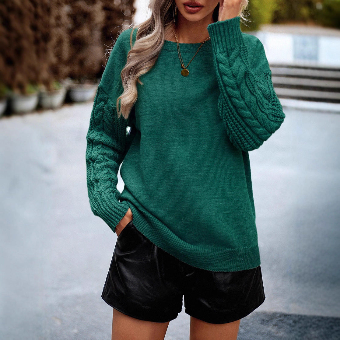 Damen Pullover mit strukturierten Ärmeln und modernem Feinstrick WW