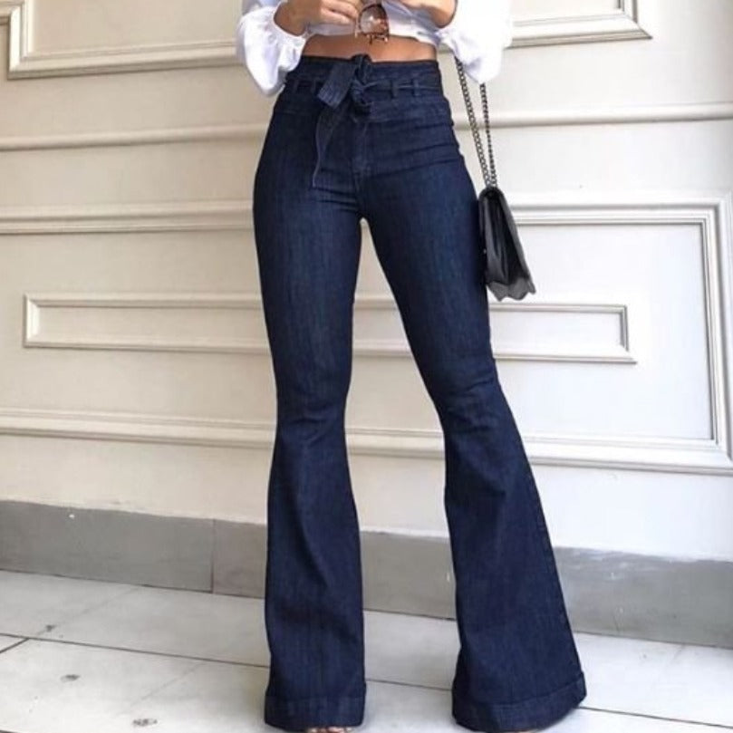 Damen Schlagjeans mit hoch tailliertem Bund WW