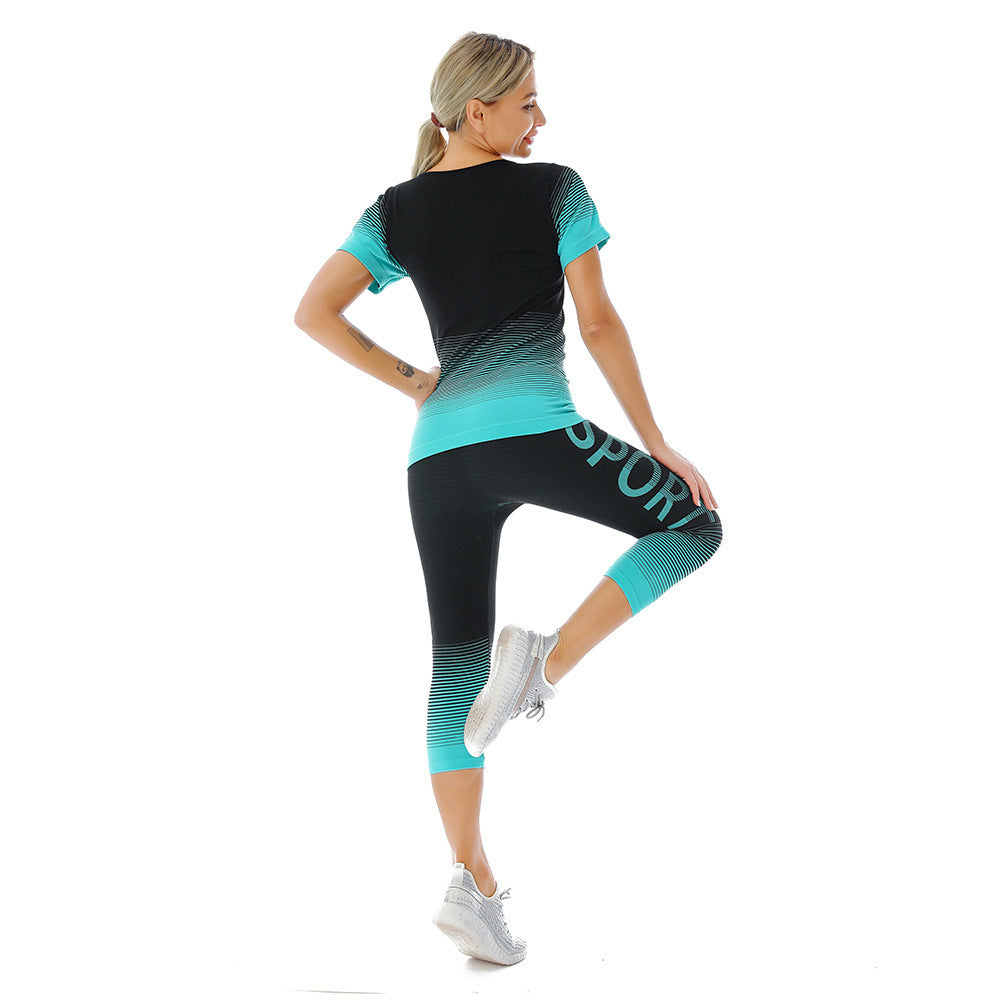 Damen Sportliches Fitness-Set mit grafischem Design und hoher Atmungsaktivität WW