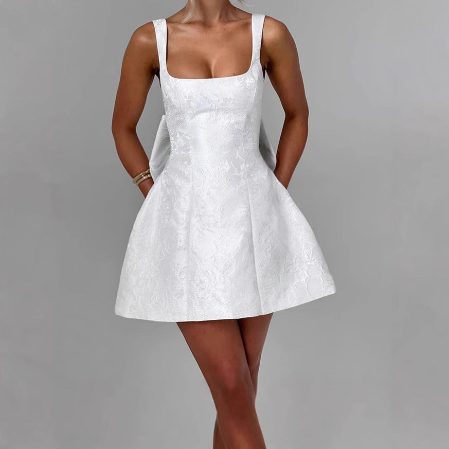Damen A-Linien Kleid mit floralem Jacquard-Muster und schmalen Trägern WW