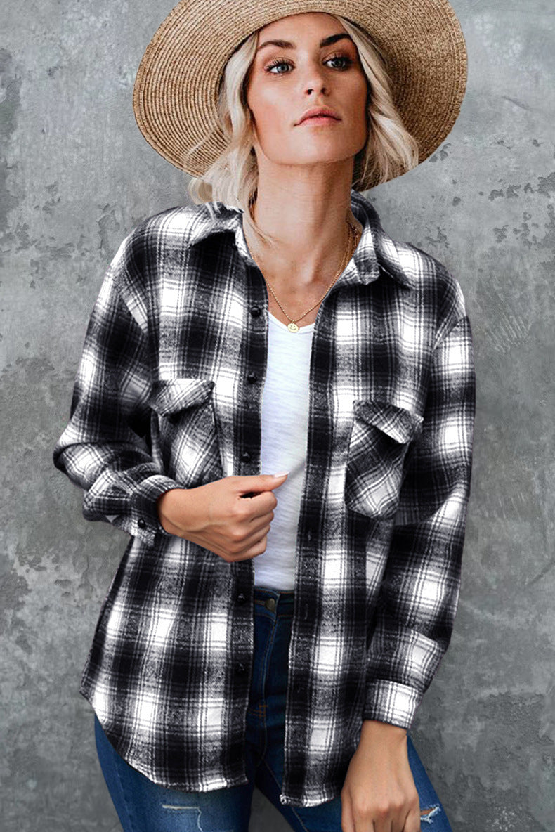Damen Karierte Flanellbluse mit Brusttaschen und bequemer Passform WW