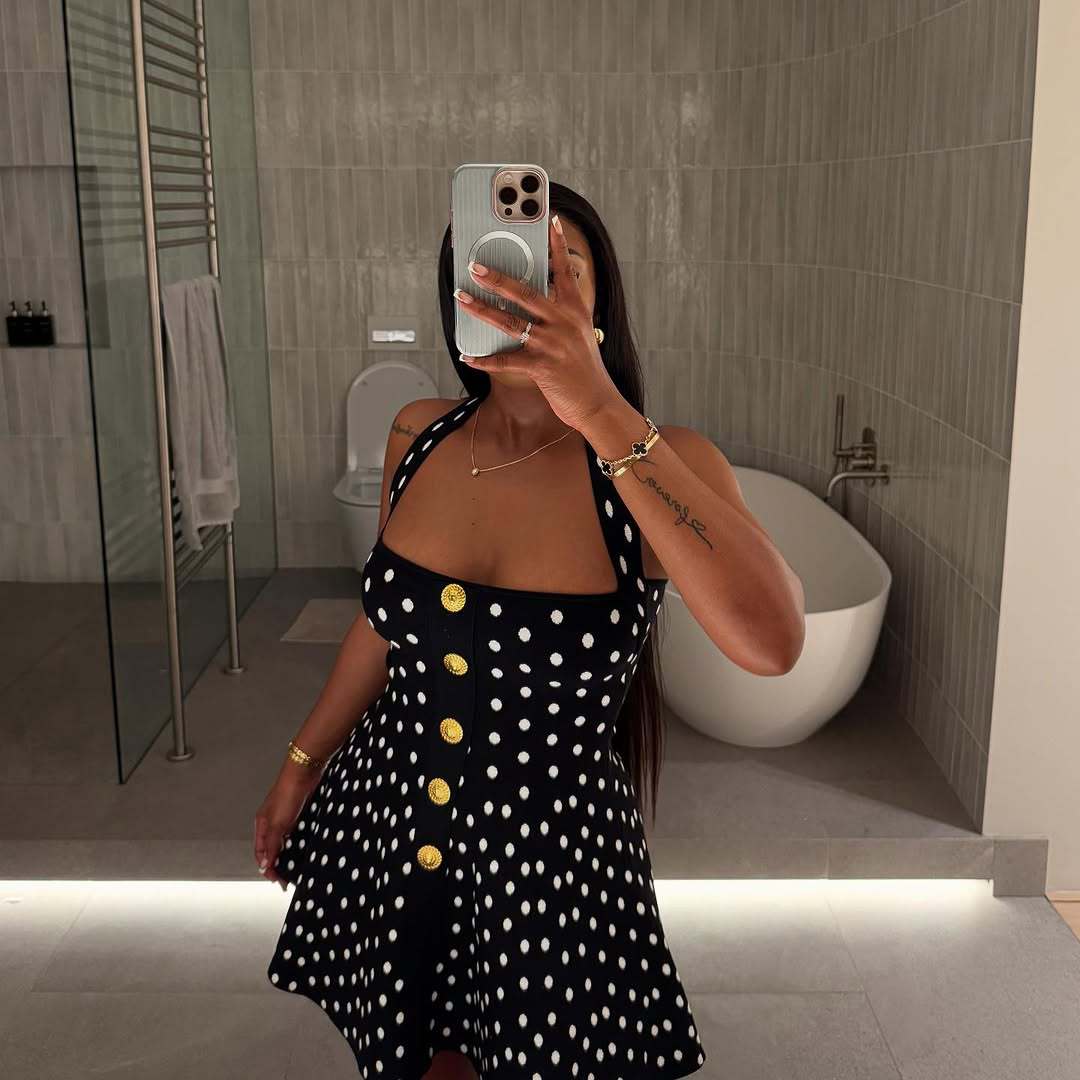 Damen Minikleid mit Punkten und Knopfleiste WW