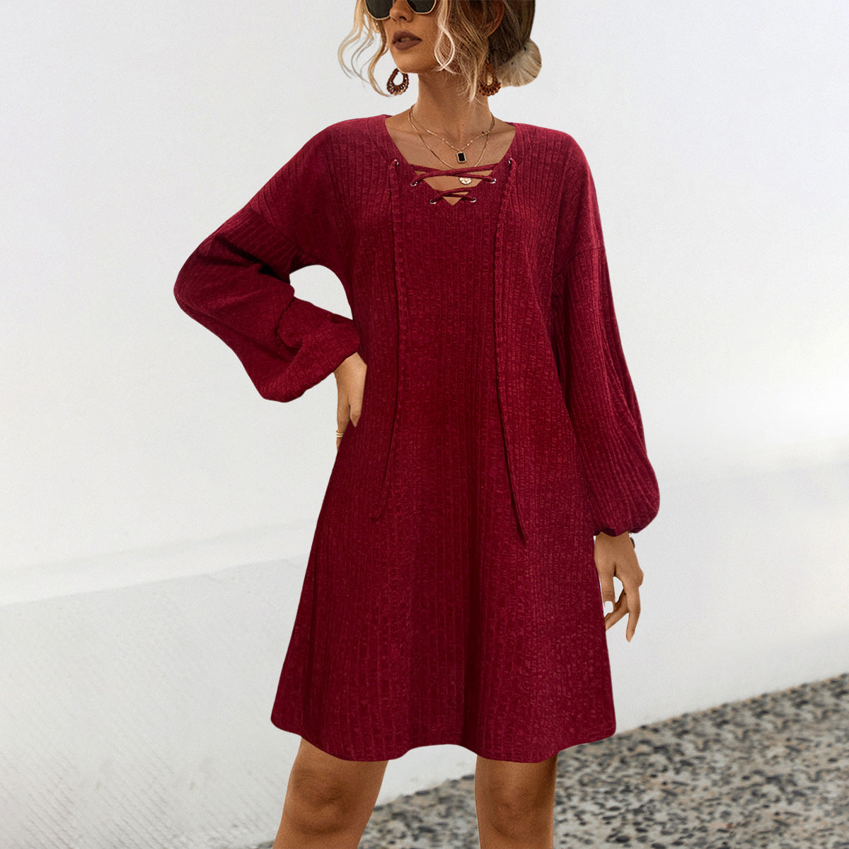 Damen lässiges Strickkleid mit V-Ausschnitt und langen Ärmeln WW