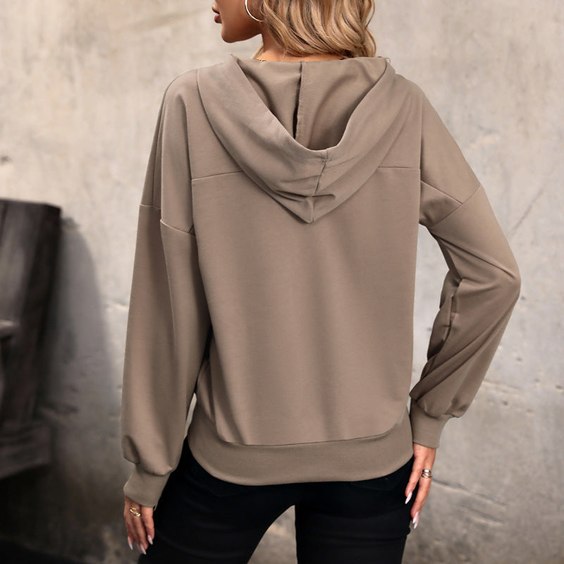 Damen Kapuzenpullover mit überschnittenen Schultern und Knopfdetails WW