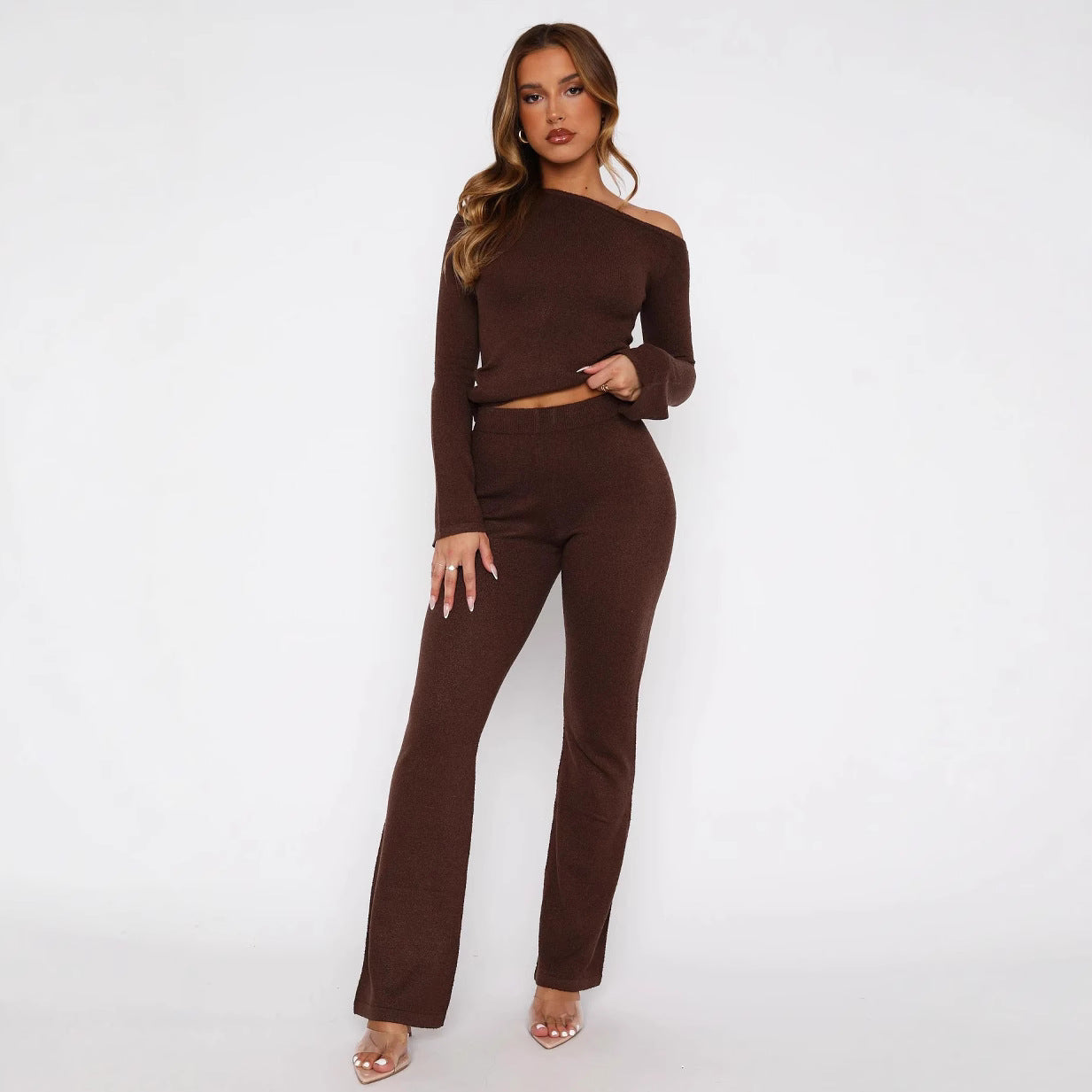 Damen elegantes Strick-Set mit Off-Shoulder-Oberteil und weiter Hose WW