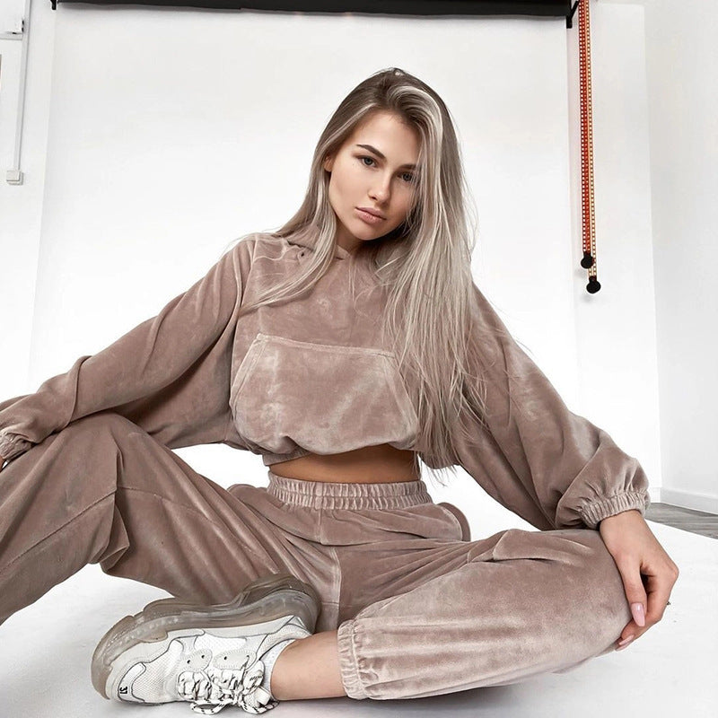 Damen lässiges Velours Set mit cropped Hoodie und bequemer Jogginghose WW