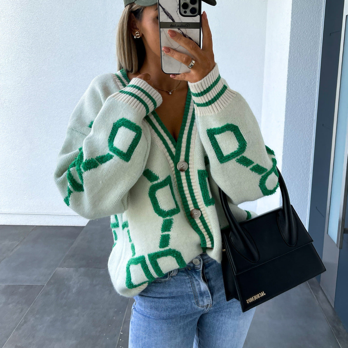 Damen Strickjacke im modernen geometrischen Design WW