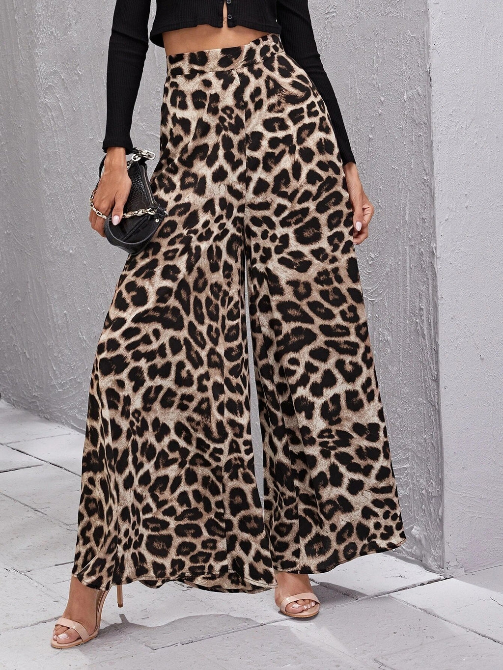 Damen Weitbeinige Hose im trendigen Leopardenmuster WW