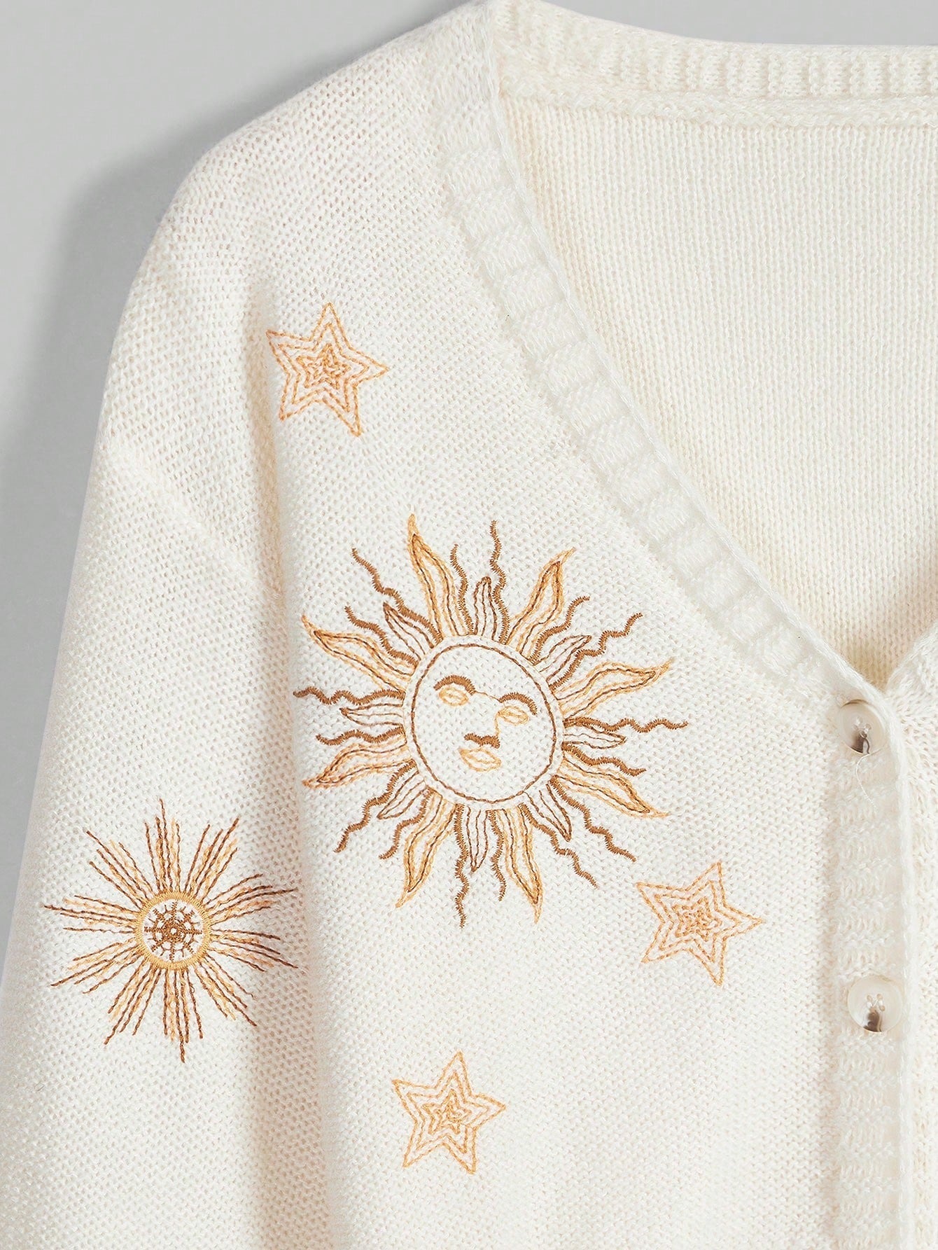 Damen Strickjacke mit kunstvollem Sonnen- und Sternenstick WW