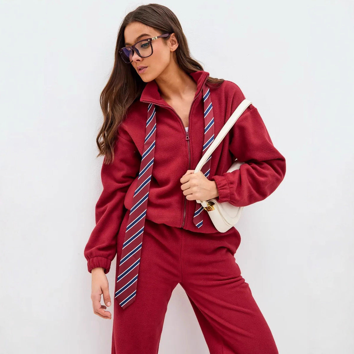 Damen sportliches Fleece-Jogginganzug mit hohem Kragen und hochwertigem Reißverschluss WW