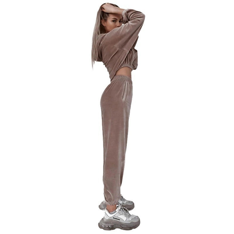 Damen lässiges Velours Set mit cropped Hoodie und bequemer Jogginghose WW