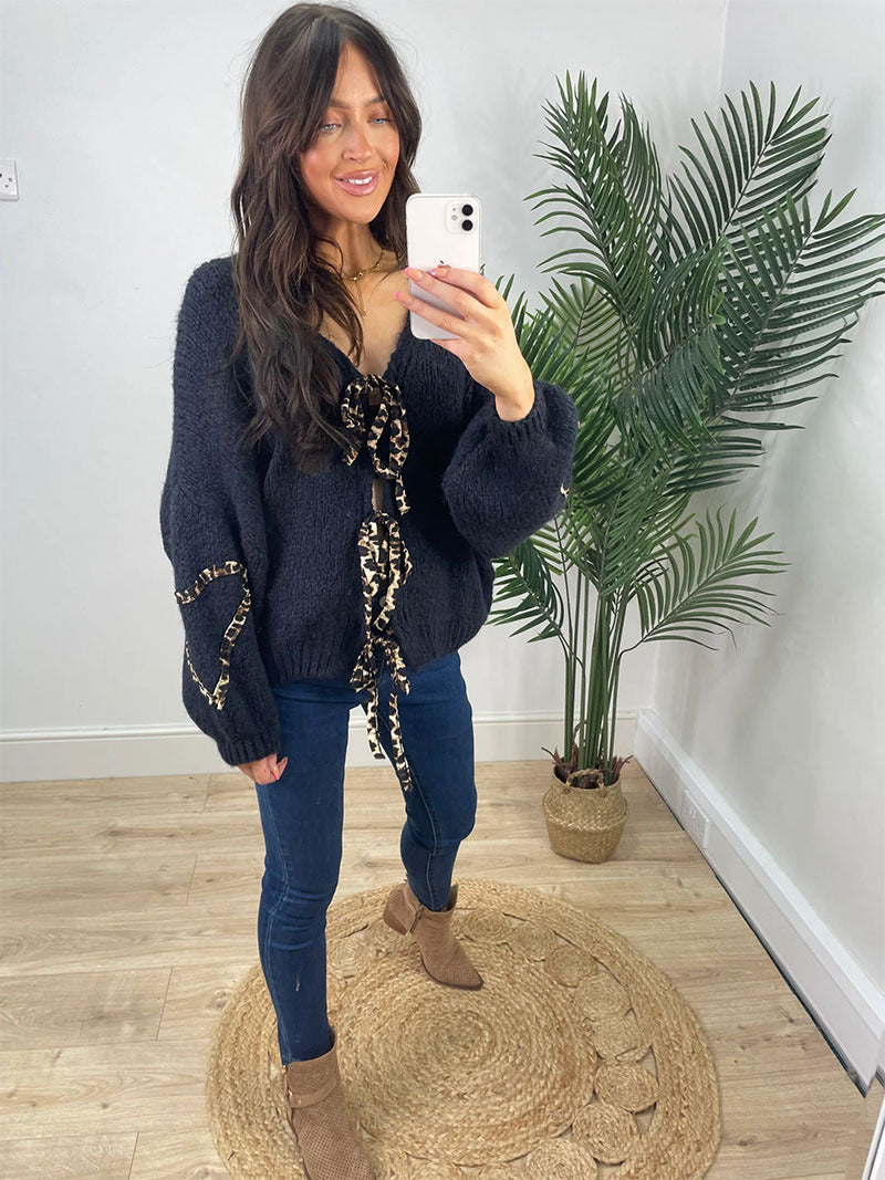 Damen lässiger Strickpullover mit verspielten Details WW