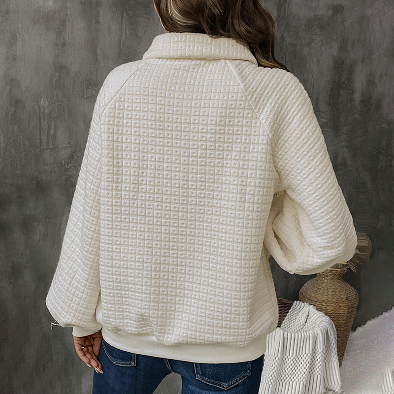 Damen Fleece-Pullover mit Holzknopf-Details und lässigem Schnitt WW