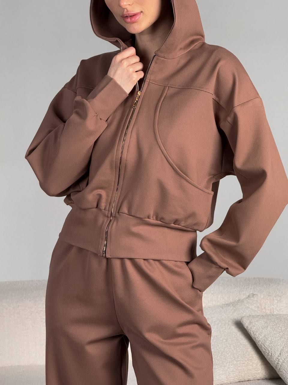 Damen lässige Kapuzenjacke mit hochwertigem Reißverschluss und seitlichen Taschen WW