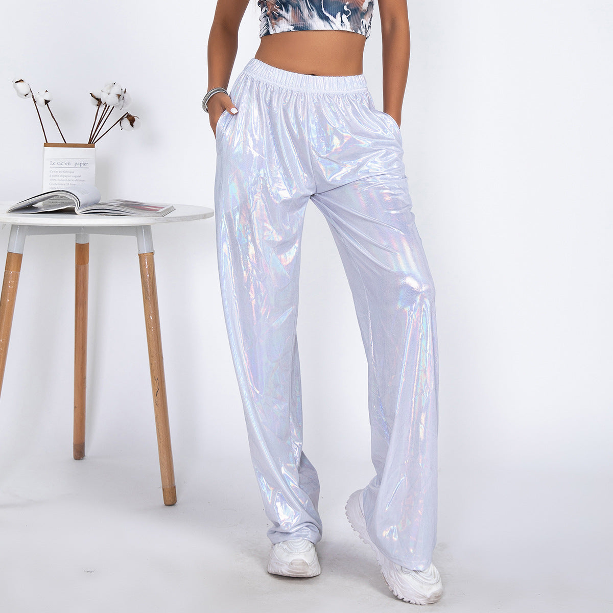 Damen Glamouröse Sporthose im glänzenden Design WW