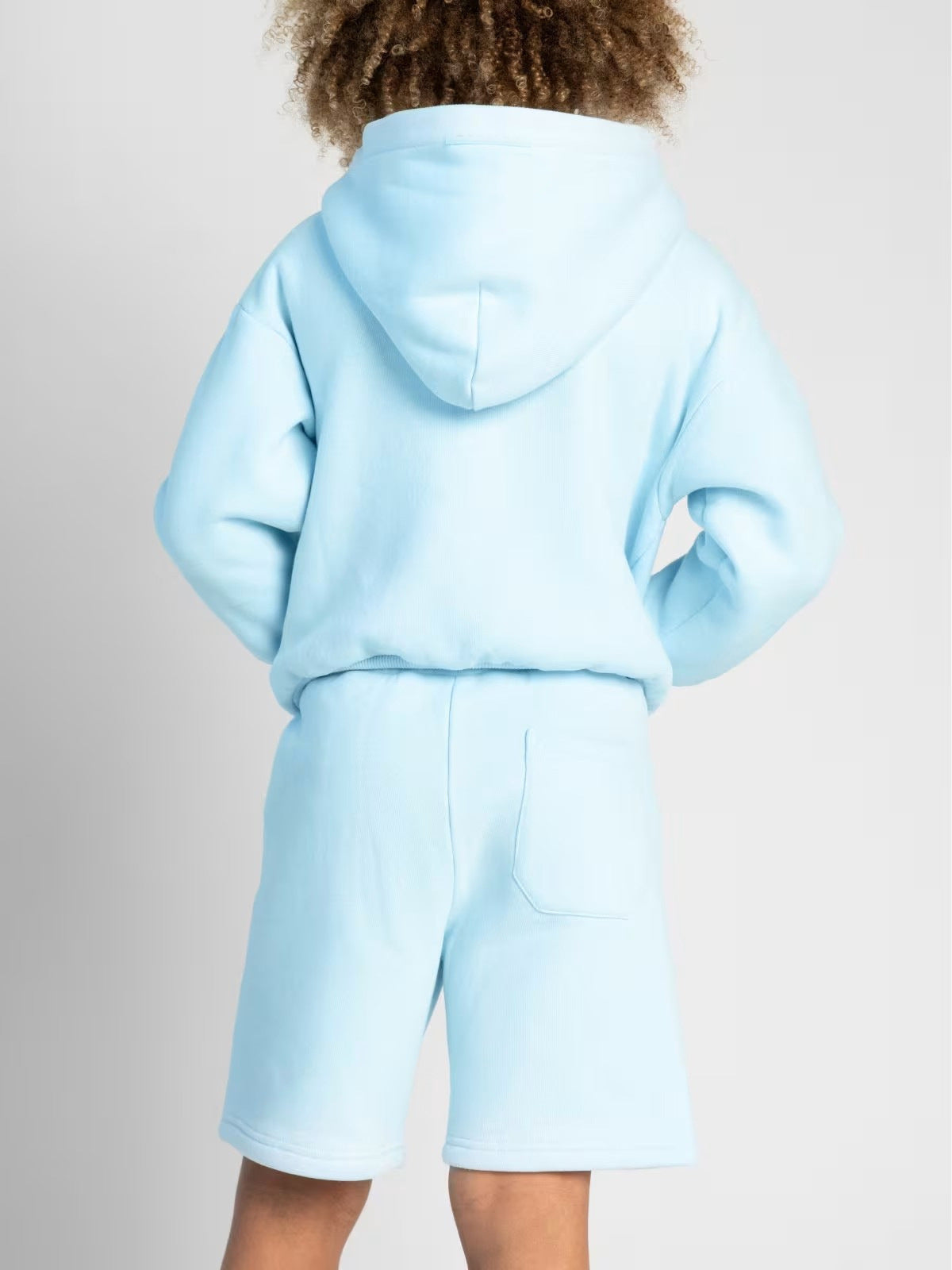Damen Kapuzensweatshirt und Shorts-Set aus weichem Fleece mit praktischen Taschen WW
